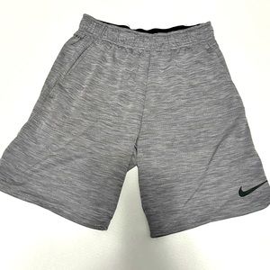 Nike men’s gray jogging shorts